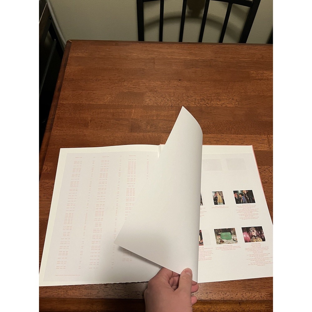 GUCCI 2018 Holiday Gift Price Catalog Hardcover - Picture 4 of 4
